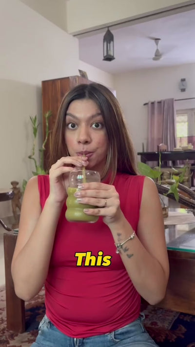 Customer review: Aishwarya drinking an Everaw green smoothie