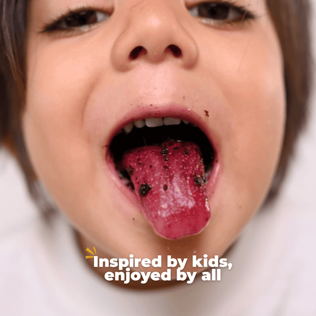Everaw Mulberry freeze dried whole fruit snack for on the go snacking, kid friendly real fruit snack enjoyed by all ages, lightweight and travel ready with no mess